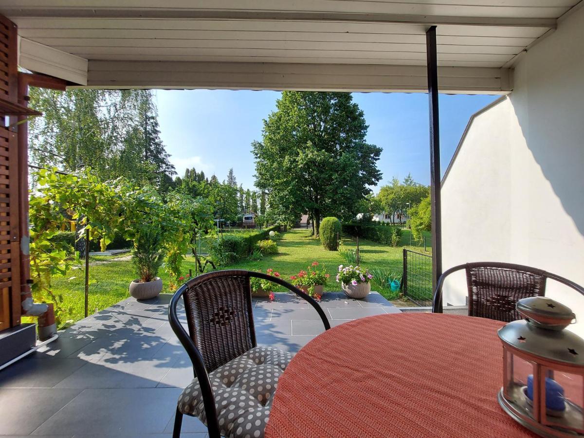 Titi Classic & Trendy Apartman Бюк Экстерьер фото