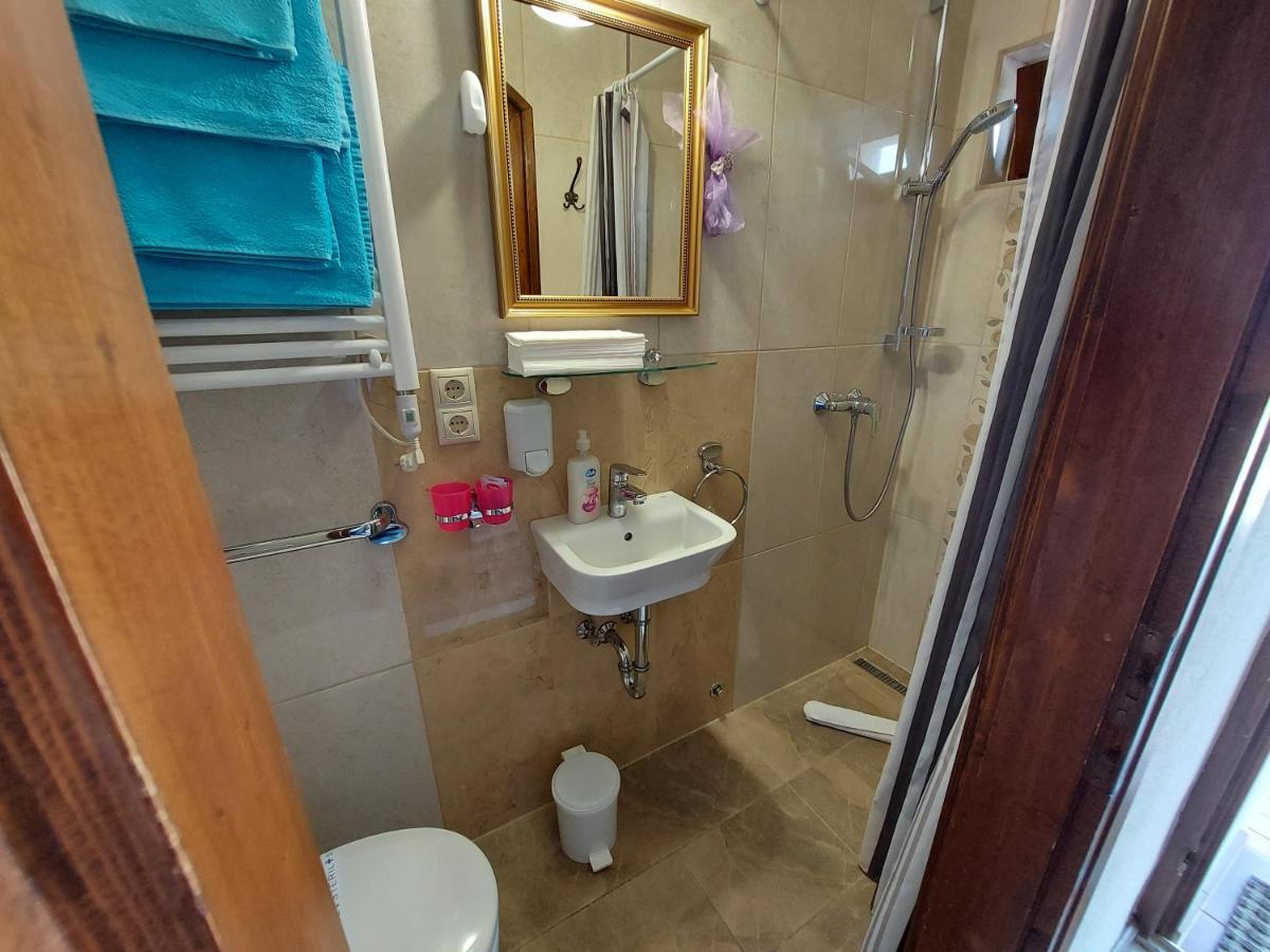 Titi Classic & Trendy Apartman Бюк Экстерьер фото